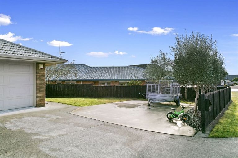 Photo of property in 8 Cedar Way, Morrinsville, 3300