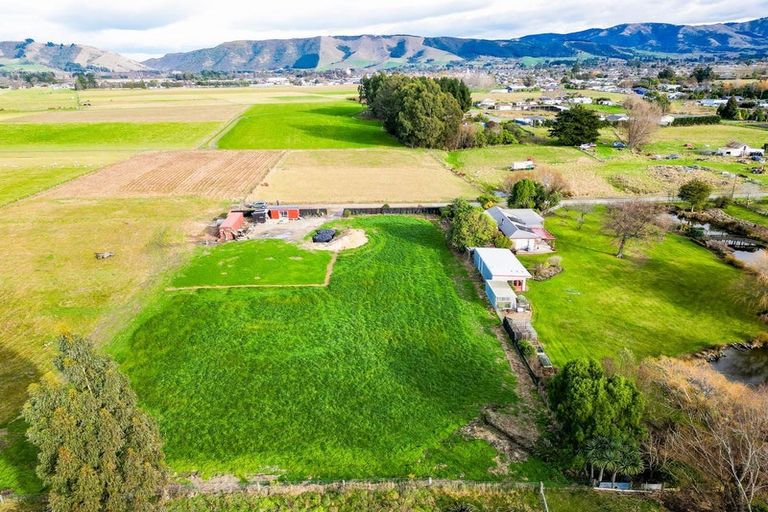 Photo of property in 7 Pembroke Street, Waimate, 7980