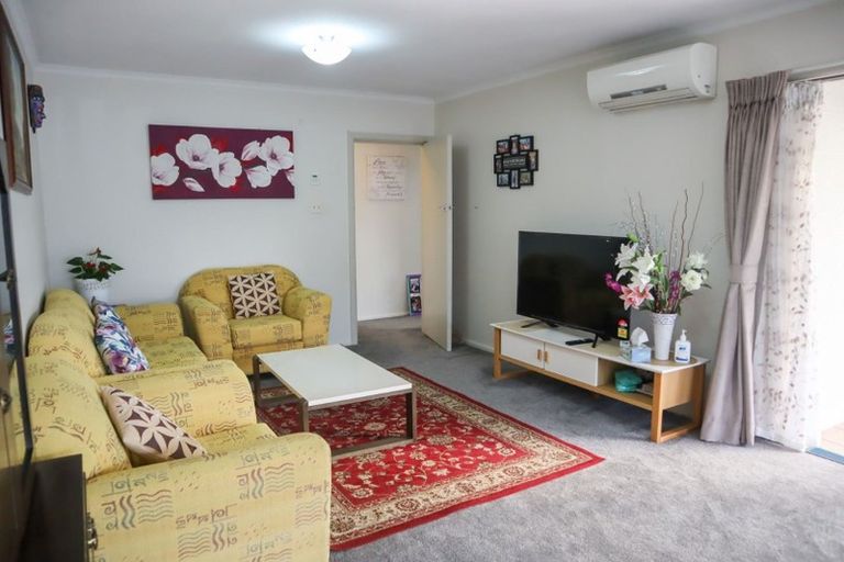 Photo of property in 70a Withells Road, Avonhead, Christchurch, 8042