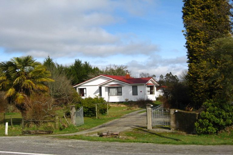 Photo of property in 32 Buller Road, Reefton, 7830