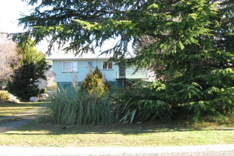 Photo of property in 24 Totara Terrace, Wanaka, 9305
