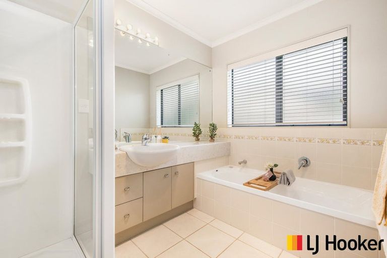 Photo of property in 3 Kimptonfields Court, Wattle Downs, Auckland, 2103