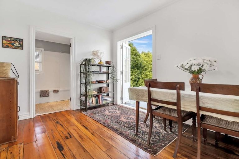 Photo of property in 27 Victoria Avenue, Waiuku, 2123