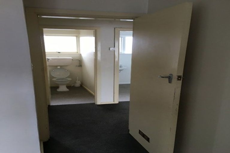 Photo of property in 196 Lincoln Road, Addington, Christchurch, 8024