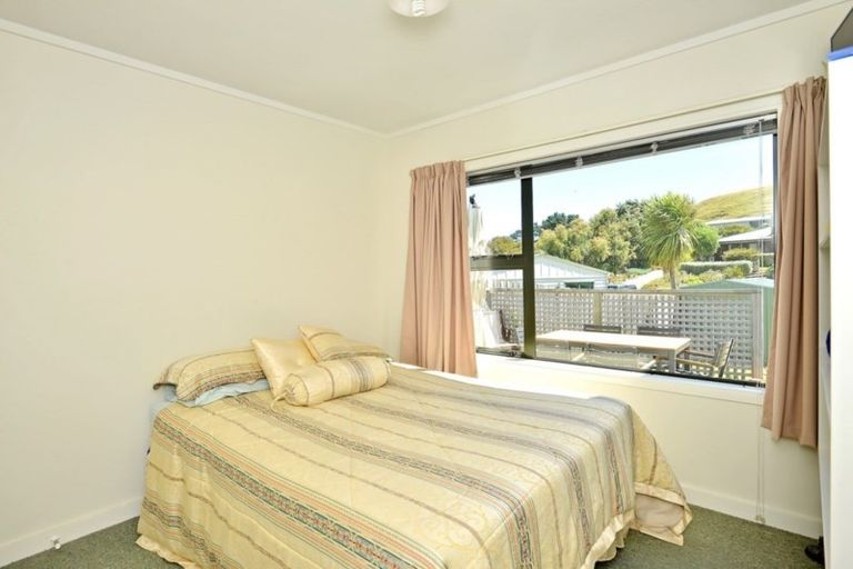 Photo of property in 1 Tamarisk Drive, Riversdale Beach, Masterton, 5872