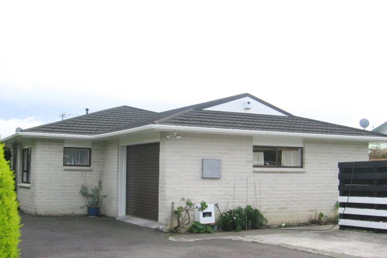Photo of property in 26 Brasell Street, Fairfield, Lower Hutt, 5011
