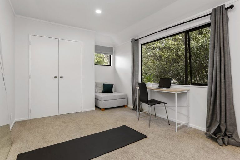 Photo of property in 23a Stafford Road, Northcote Point, Auckland, 0627