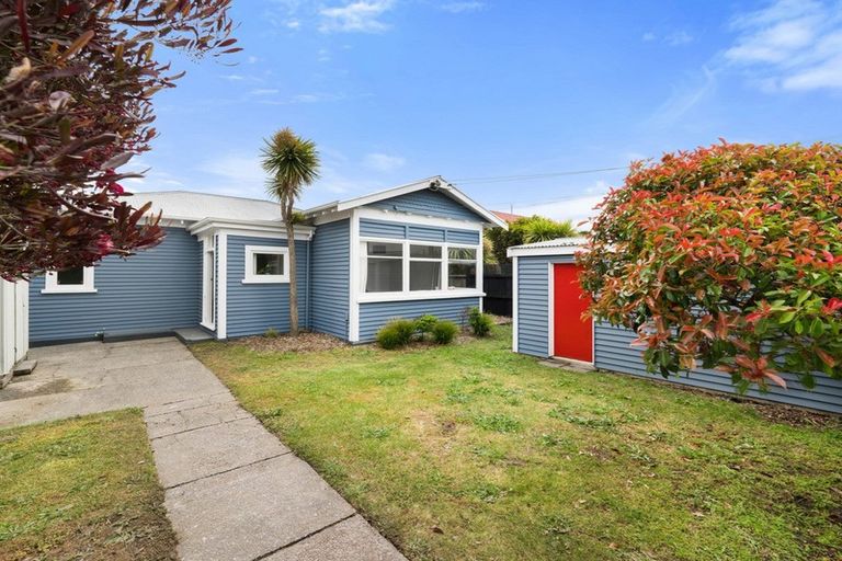 Photo of property in 170 Shaw Avenue, New Brighton, Christchurch, 8083
