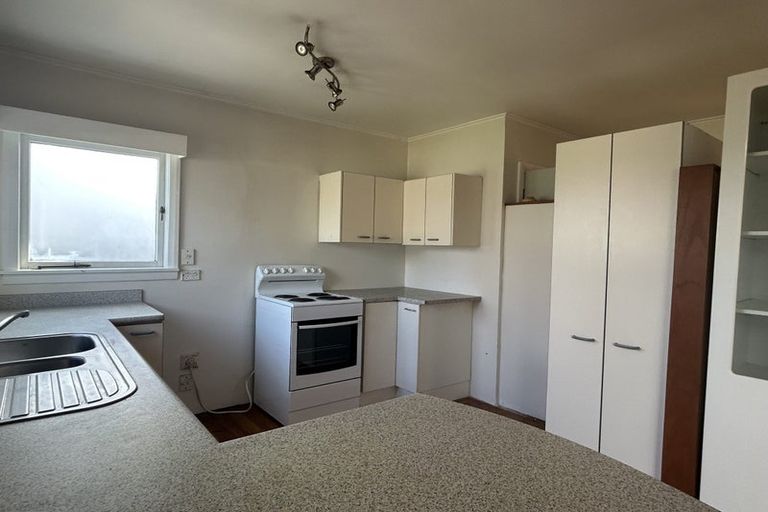 Photo of property in 1/178 Waimumu Road, Massey, Auckland, 0614