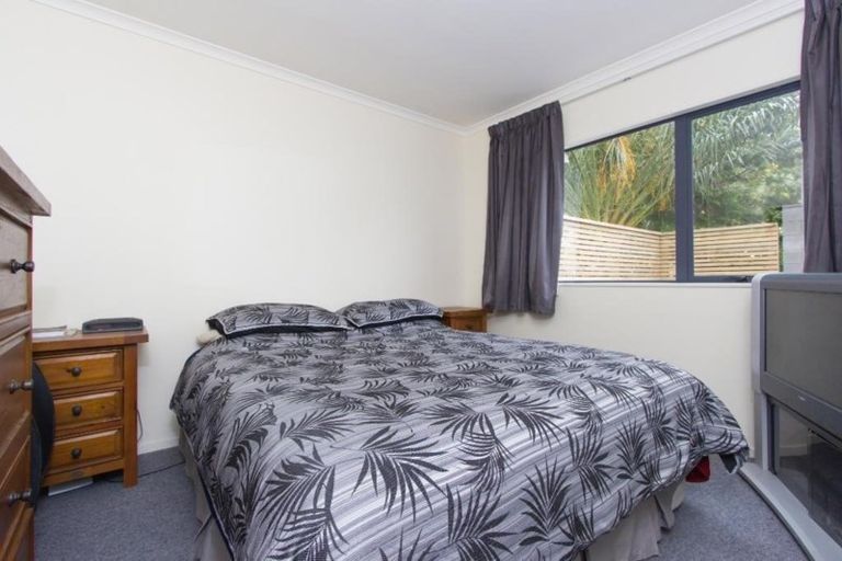 Photo of property in 41b Woodglen Road, Glen Eden, Auckland, 0602