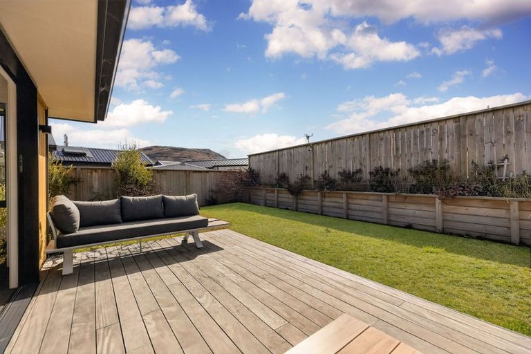 Photo of property in 26 Coopworth Road, Jacks Point, 9371