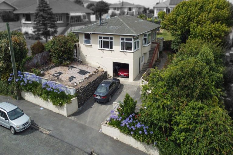 Photo of property in 69 Tamar Street, South Hill, Oamaru, 9400
