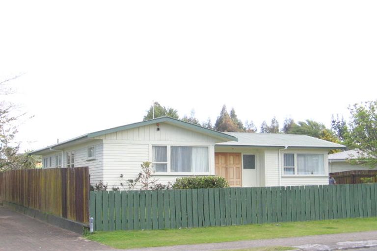 Photo of property in 12 Homedale Street, Pukehangi, Rotorua, 3015