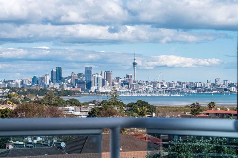 Photo of property in 3/15g Auburn Street, Takapuna, Auckland, 0622