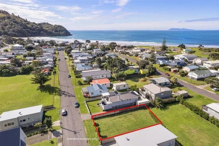 Photo of property in 30 Marine Avenue, Waihi Beach, 3611