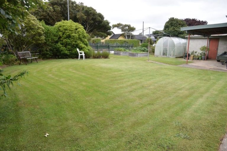 Photo of property in 23 Cruickshank Crescent, Rosedale, Invercargill, 9810