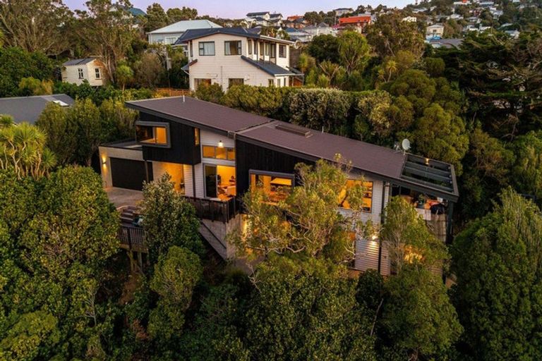 Photo of property in 160a Oban Street, Wadestown, Wellington, 6012