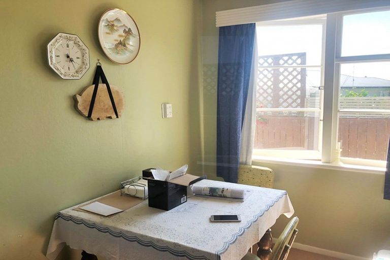 Photo of property in 41 Power Street, Levin, 5510