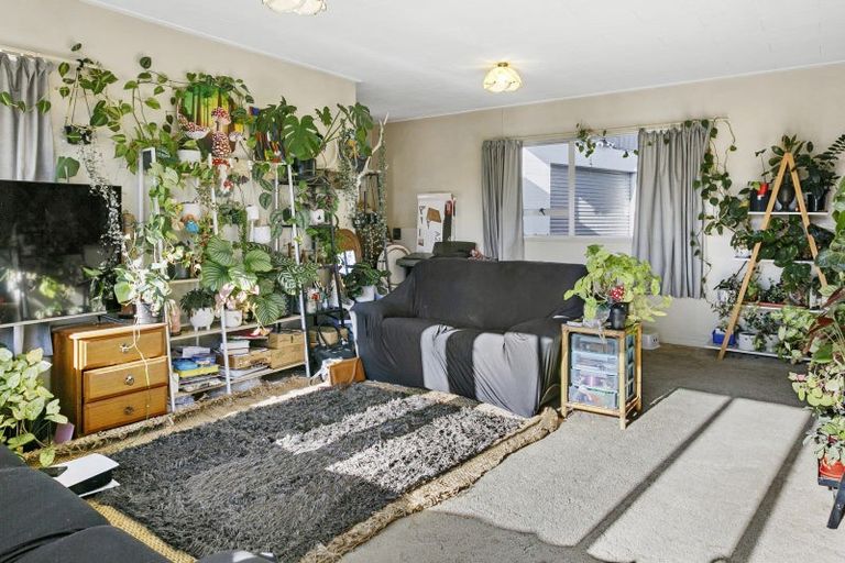 Photo of property in 68 Saint James Street, Richmond Heights, Taupo, 3330