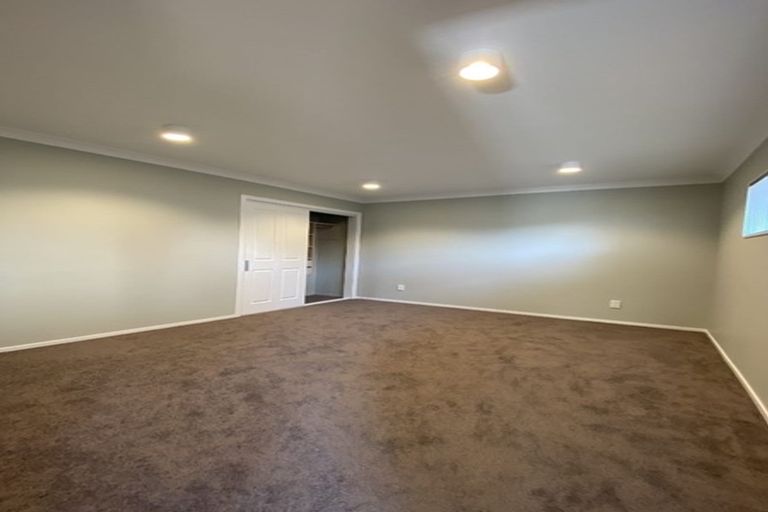 Photo of property in 13 Crossandra Drive, Mangere, Auckland, 2022