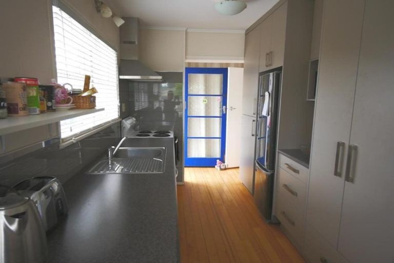 Photo of property in 12 Oregon Place, Papakura, 2110