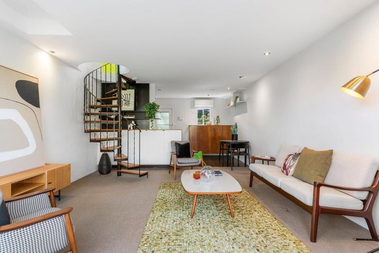 Photo of property in 4/10 George Street, Mount Eden, Auckland, 1024