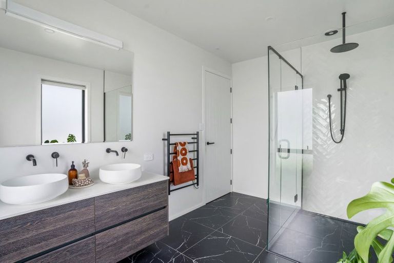 Photo of property in 141 Devereux Road, Winton, 9782