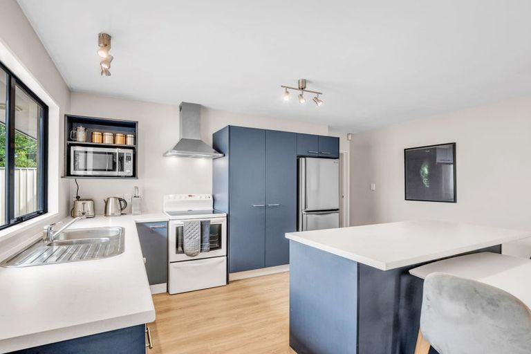 Photo of property in 118a Nursery Road, Phillipstown, Christchurch, 8011