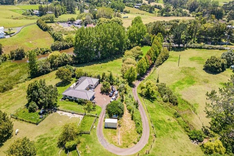 Photo of property in 48 Pomona Road, Kumeu, 0891