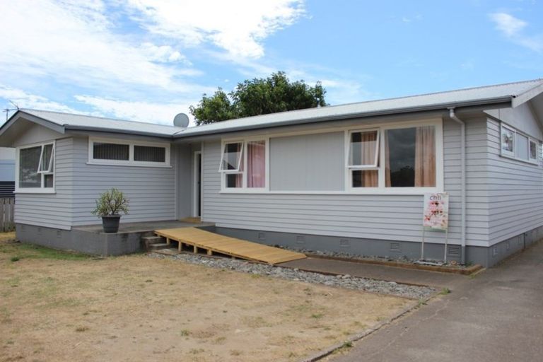 Photo of property in 17 Carter Street, Mount Maunganui, 3116