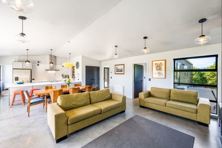 Photo of property in 7 Francis Lane, Lake Hawea, Wanaka, 9382