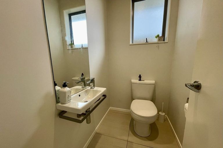 Photo of property in 89 Mackay Drive, Greenhithe, Auckland, 0632