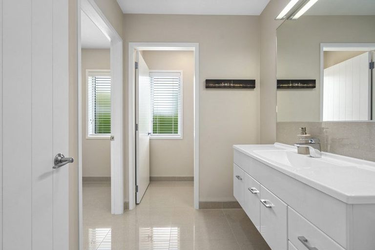 Photo of property in 35 Riverside Lane, Karapiro, Cambridge, 3494