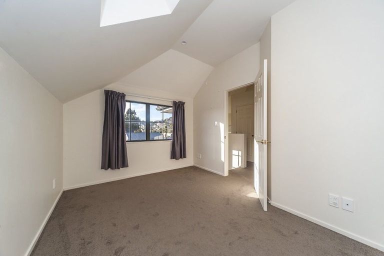 Photo of property in 30 Firth Terrace, Karori, Wellington, 6012