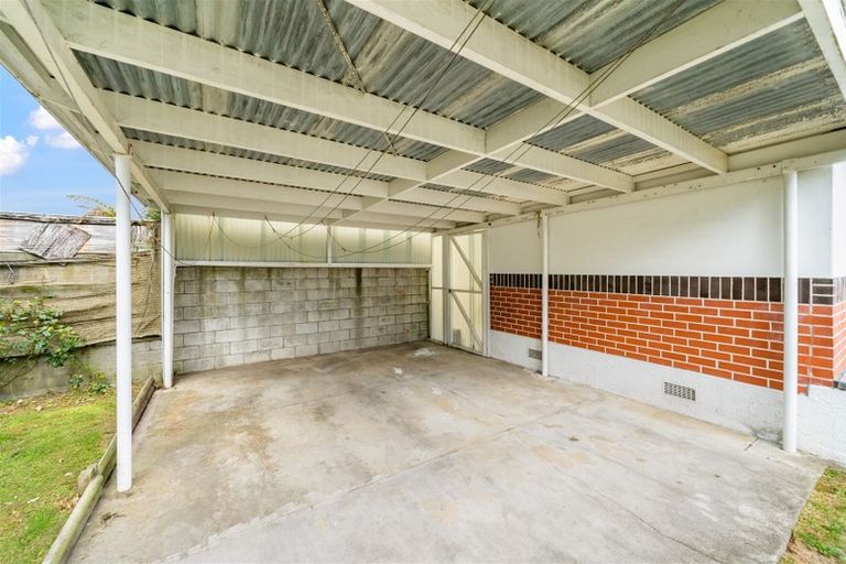 Photo of property in 19 Hall Grove, Ebdentown, Upper Hutt, 5018