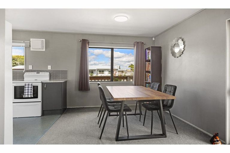 Photo of property in 23 Lloyd Drive, Nawton, Hamilton, 3200