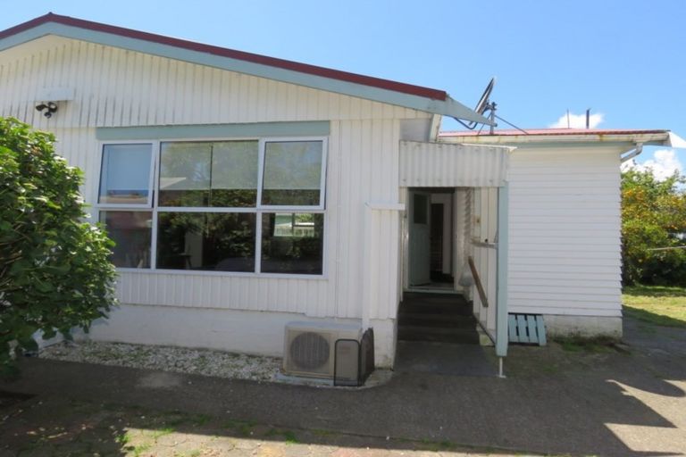 Photo of property in 2 Mclaughlins Lane, Westport, 7825