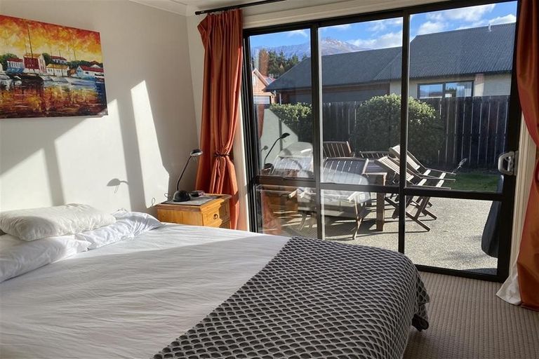 Photo of property in 34 Plantation Road, Wanaka, 9305