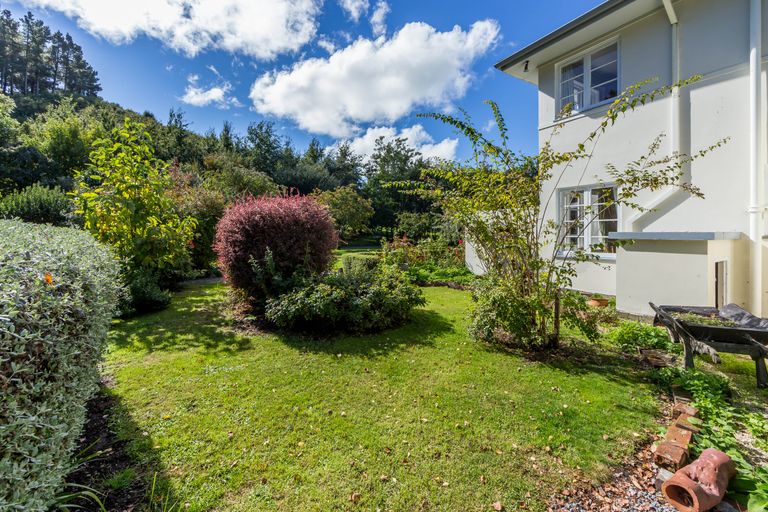 Photo of property in 1 Davison Road, Rotherham, 7379