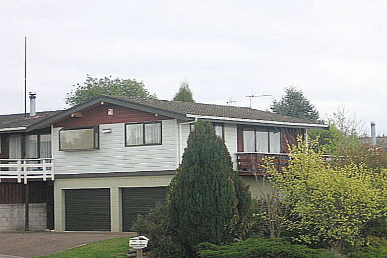 Photo of property in 73 Hyde Avenue, Richmond Heights, Taupo, 3330