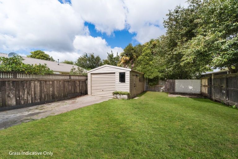 Photo of property in 9 Weston Avenue, Roslyn, Palmerston North, 4414