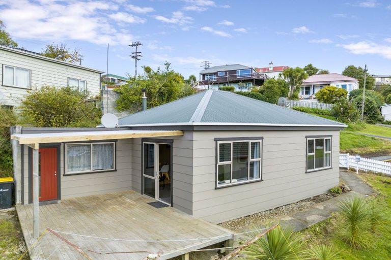 Photo of property in 4 Daly Street, Port Chalmers, 9023