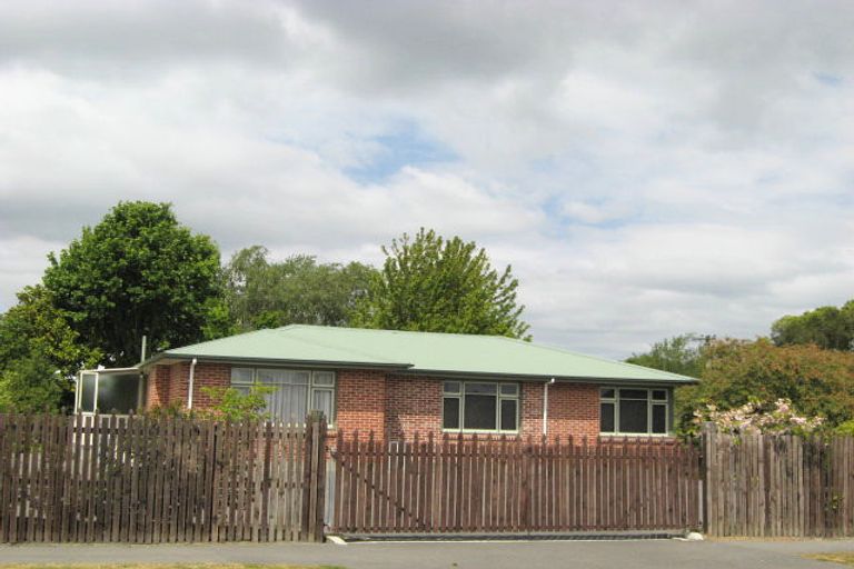 Photo of property in 22 Gregan Crescent, Burnside, Christchurch, 8053