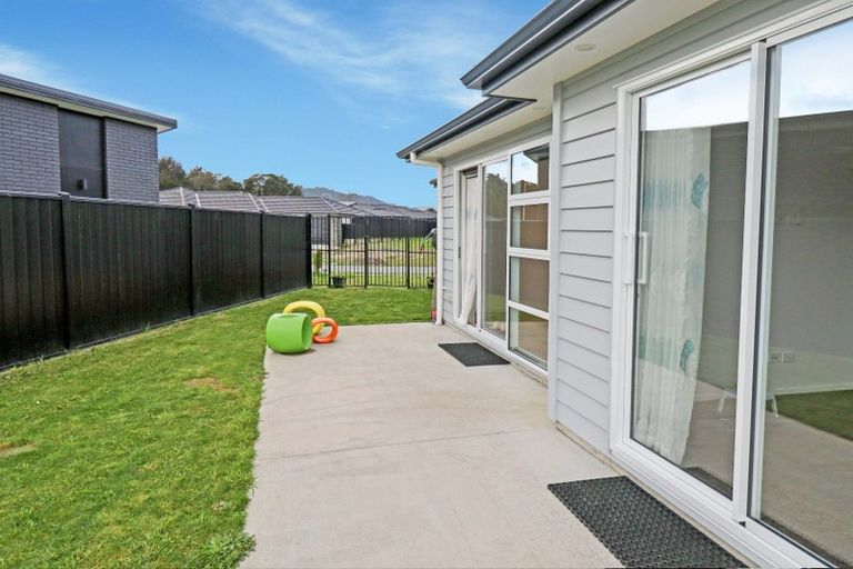 Photo of property in 6 Fenwick Crescent, Wallaceville, Upper Hutt, 5018
