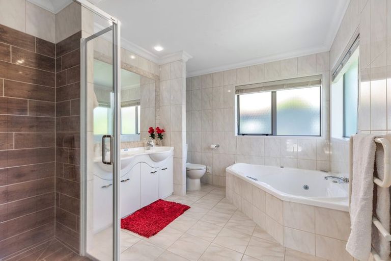 Photo of property in 1 Santa Cruz Drive, Papamoa Beach, Papamoa, 3118