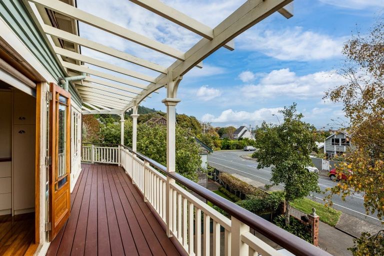 Photo of property in 335 Muritai Road, Eastbourne, Lower Hutt, 5013