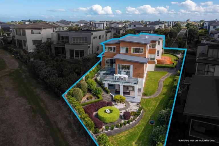 Photo of property in 7 Bounty Road, Long Bay, Auckland, 0630