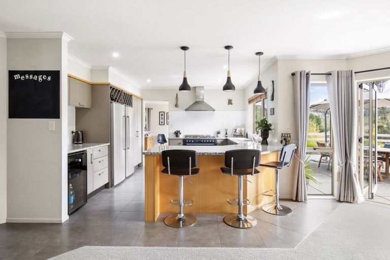 Photo of property in 237 Stoney Creek Road, Kaukapakapa, 0873