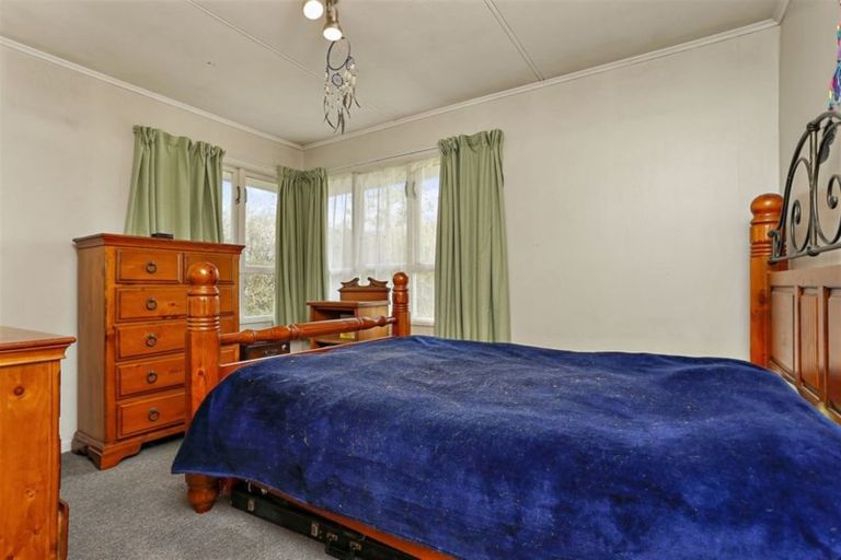 Photo of property in 5 Dennis Road, Papatoetoe, Auckland, 2025