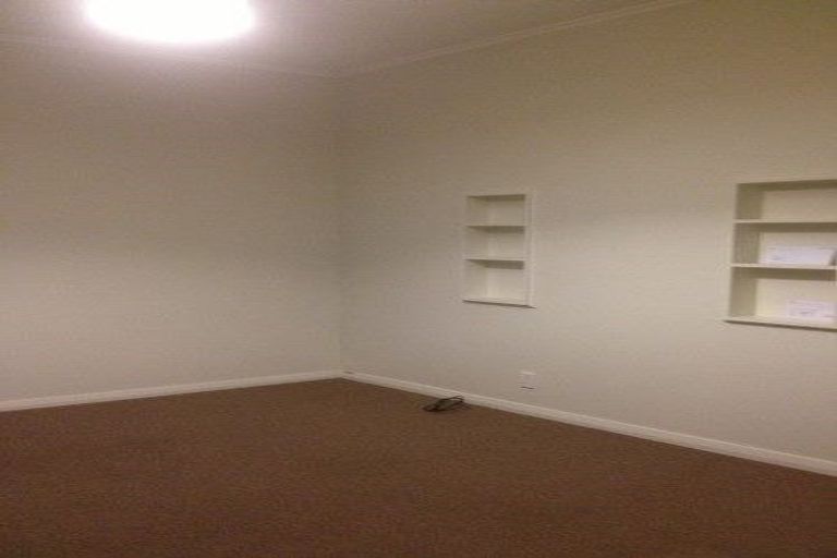 Photo of property in 134 Mitchell Street, Brooklyn, Wellington, 6021